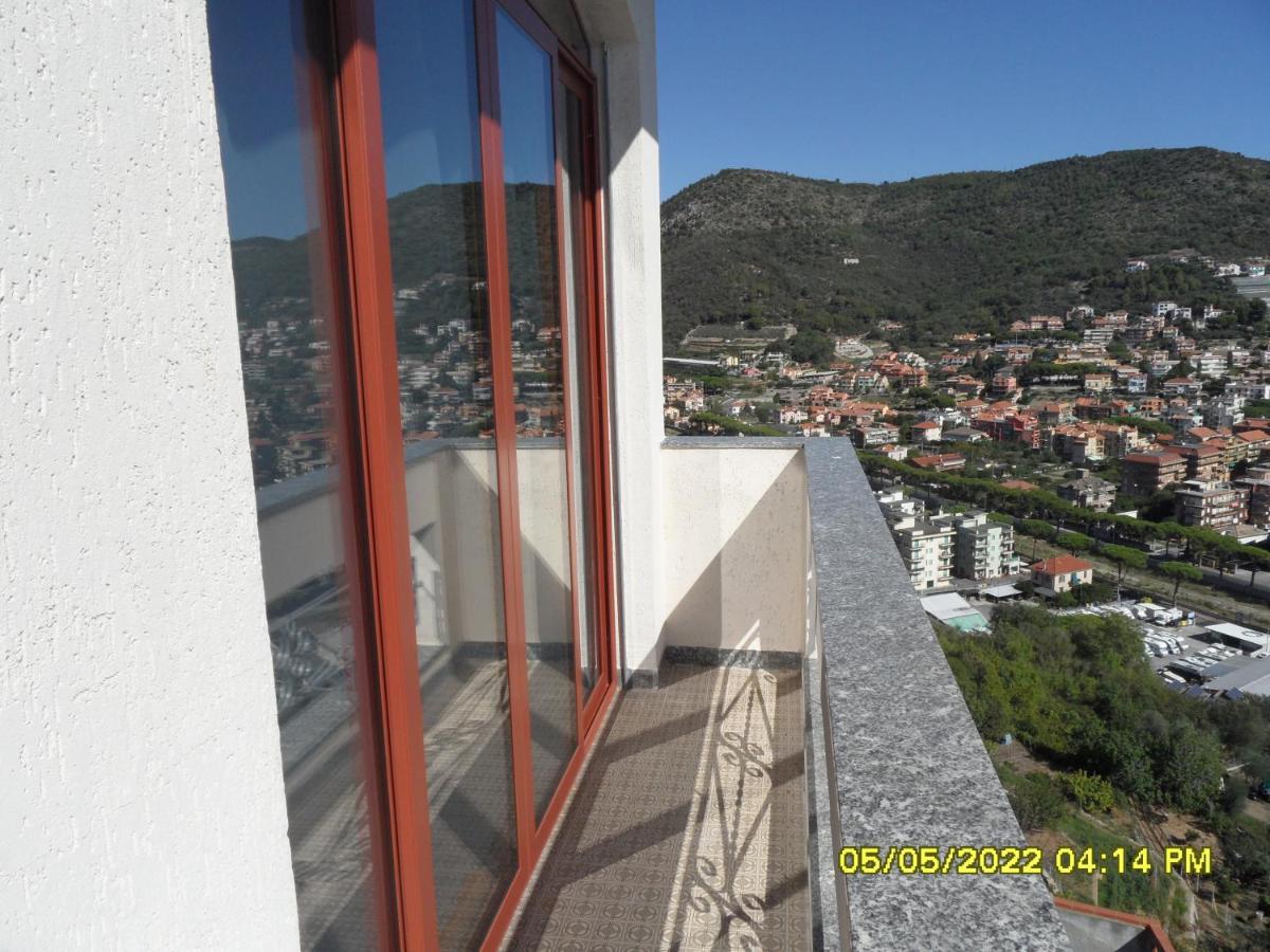 Bressa De Ma Affittacamere, Room & Breakfast Pietra Ligure Εξωτερικό φωτογραφία