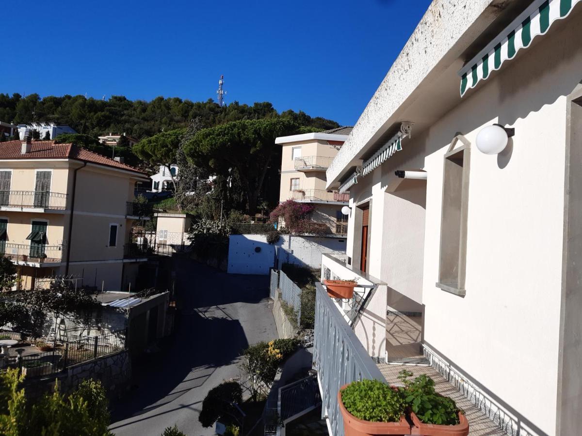 Bressa De Ma Affittacamere, Room & Breakfast Pietra Ligure Εξωτερικό φωτογραφία