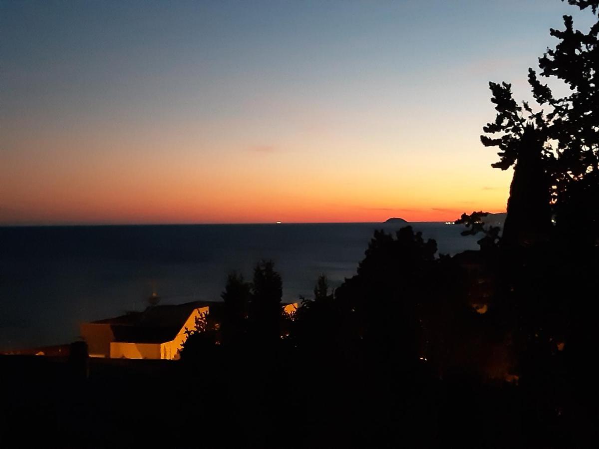 Bressa De Ma Affittacamere, Room & Breakfast Pietra Ligure Εξωτερικό φωτογραφία