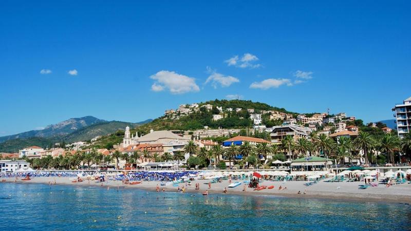 Bressa De Ma Affittacamere, Room & Breakfast Pietra Ligure Εξωτερικό φωτογραφία